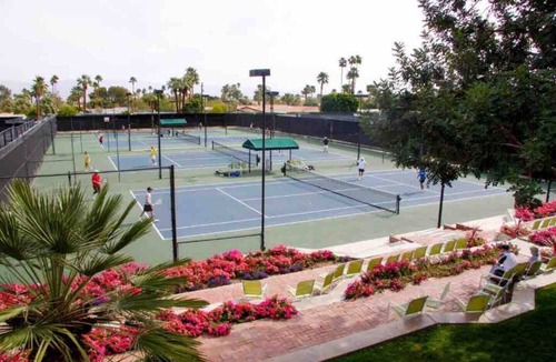 Palm Desert Apartment | Spacious Modern Condo/Blocks from El Paseo