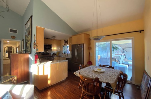 Westside Costa Mesa House | Spacious, secure, quiet. Sleeps 4. Private yards, off-street parking. Pets ok.