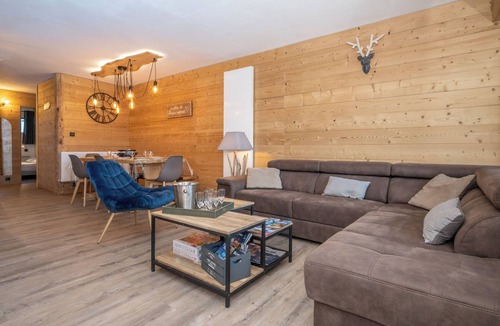 Orcieres-Merlette Apartment | Spacious south-facing 3-room apartment for 6 people with garage