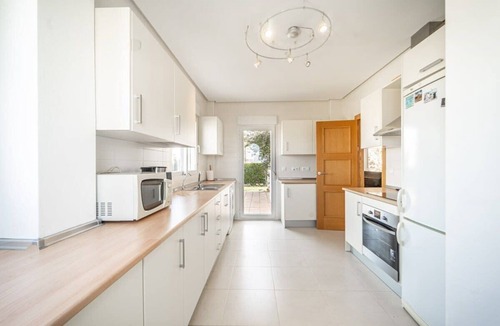 Roldan Villa | Spacious villa with big garden - DN32LT