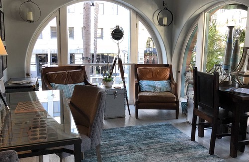 East Village Apartment | Spectacular 2-Bedroom Suite-Charming Historical Boutique Hotel next 2 Convention