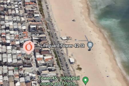 El Porto House | Steps to Beach Manhattan Beach 2 Bedroom Parking