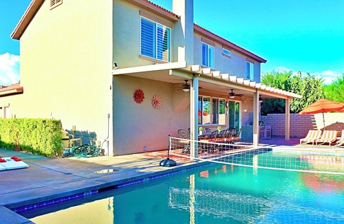 Terra Lago Villa | Strada 5 Bedroom Comfore Inn Coachella 2024 drive
