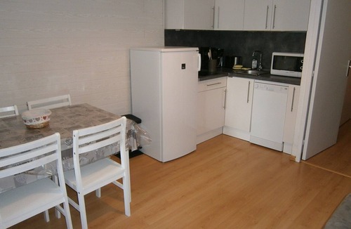 La Joue du Loup Apartment | Studio Apartment "Les Fontettes 2" near Slopes with Balcony & Shared Pool