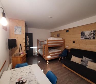 Saint-Etienne-en-Devoluy Apartment | Studio avec balcon sud LES PISTEURS