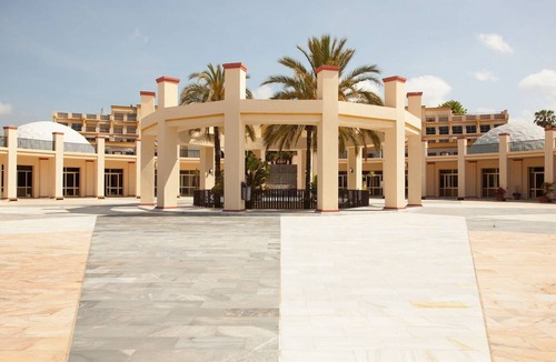 Nikki Beach Apartment | Studio in Marbella steps from sandy beach