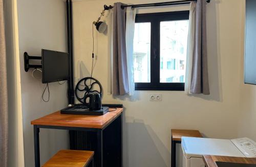 Saint-Victor Apartment | Studio industriel cosy à 1 min du Vieux-Port Calme & Tout équipé