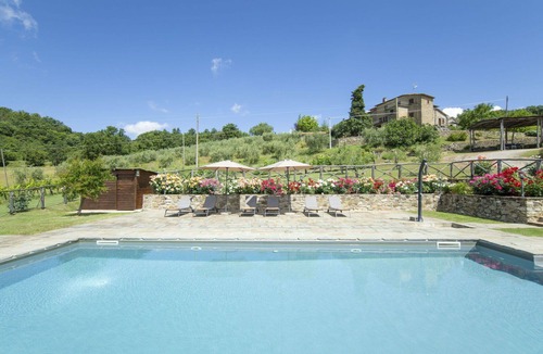 Bivio Lugnano Villa | Stunning private villa for 7 guests with private pool, WIFI, TV and patio