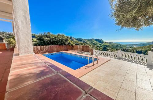Frigiliana Villa | Stunning Private Villa with Sea Views, Pool, and Sun-Drenched Terrace