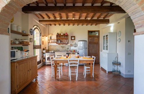 San Gimignano Villa | Stunning private villa for 6 people with A/C, private pool, WIFI, TV and panoramic view