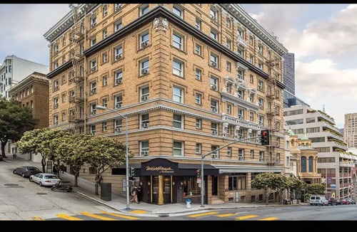 Financial District Hotel | Stylish Studio Suite in San Francisco