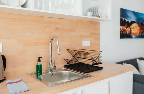Jesus Apartment | Stylish Studio with Easy Access to Valencia's Best