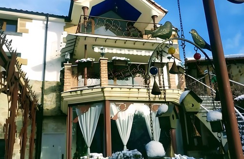Ocenilla Apartment | Suite 4 with Mountain Views, Shared Terrace, and Wi-Fi