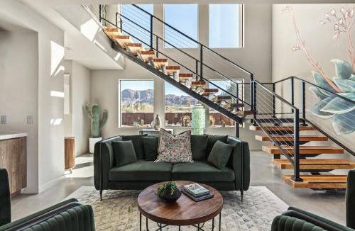 Panorama Heights House | Suncrest by Fieldtrip - JT Modern w Pool and Views