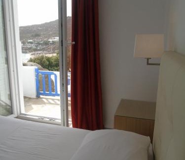 Paraga Hotel | Super Paradise Hotel