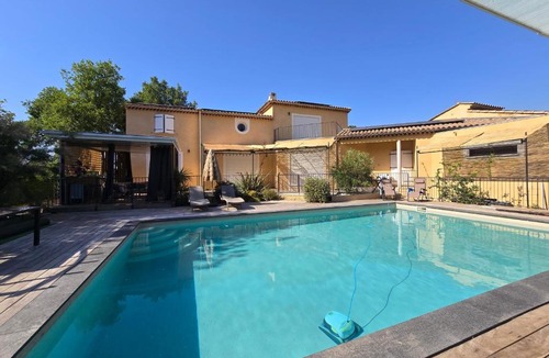 Bras Villa | Superbe villa avec piscine