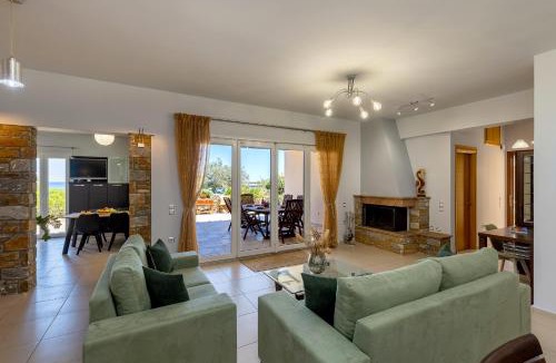 Vari Villa | Syros Sun Beach Villa