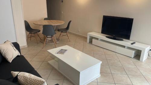 Tallard Apartment | T2 centre historique Tallard