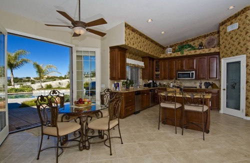 Temecula Villa | Temecula Wine Country Estate with sweeping views of Temecula Valley