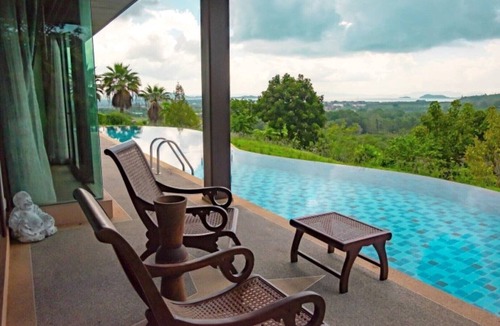 Ko Kaeo Villa | THAI Style Private Hill Top Villa with Infinitypool, OceanView and King-bed