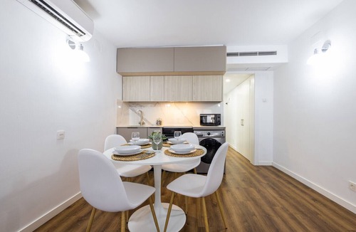 Sant Francesc Apartment | The Apolo Studio in Downtown by Florit Flats