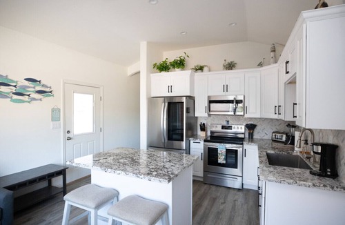 Parker Dam Villa | The Beachfront Villa 14