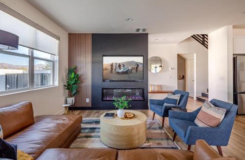Terra Lago Villa | The Desert Social - Firepit, Spa, Pool, Game Room