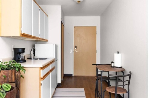 Paradise Apartment | The Sutter | Private Studio in Paradise