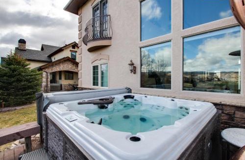 Gypsum House | The Timberwolf on Cotton Ranch