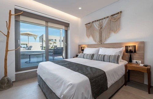 Tingaki Villa | Thrilling Kos Villa | Villa James-Sirius | 3 Bedrooms | Spacious
