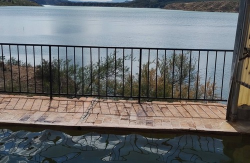 Zujar House | Tranquil 2-bedroom Cave house in quaint Zújar perfect for relaxing getaway