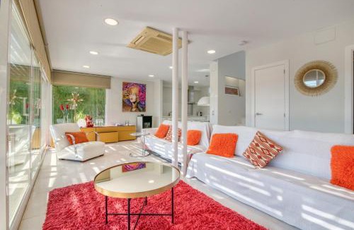 San Jaime Villa | Traviata