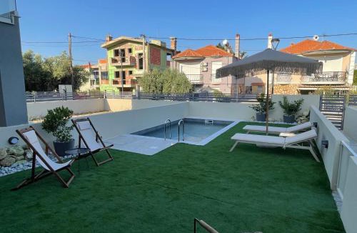 Nea Iraklitsa Villa | Trinity Pool Villas WHITE
