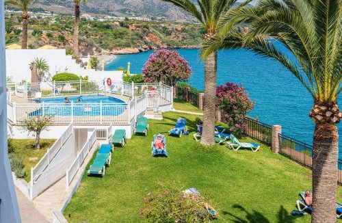 Nerja Apartment | TUHILLO 3B MENYBER