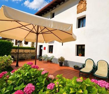 Larraun Villa | Uitzenea Casa familiar con jardín