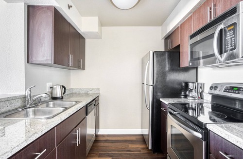 Cupertino Apartment | Upscale Cupertino 1BR w/Gym & Pool, near Apple & Google, by Blueground