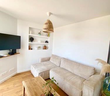 Grimaud Apartment | Utopia appartement Grimaud village