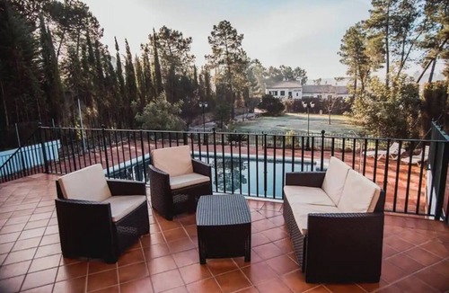 Las Jaras House | Vacation Home "Casa Del Brezo" with Mountain View, Private Pool & Wi-Fi
