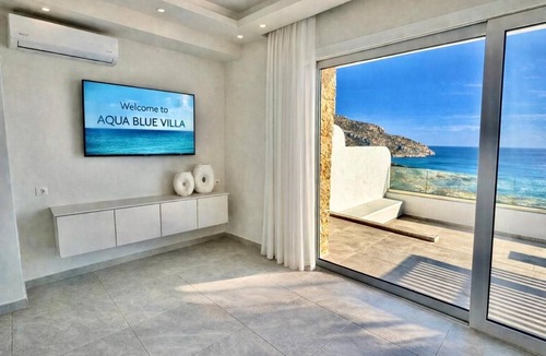 Amoopi Villa | Villa 'Aqua Blue 2' with Private Pool and Sea View