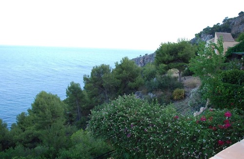 Almunecar Villa | Villa "Casa Heidi" with Sea View, Pool, Balcony, Air Conditioning & Wi-Fi