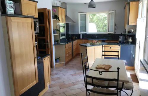 Cabrieres-d'Avignon Villa | Villa charmante à Cabrières-d'Avignon avec piscine privée