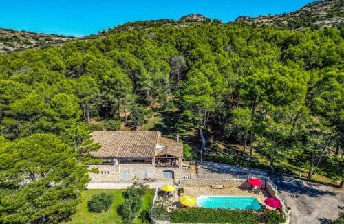 Cheval-Blanc Villa | Villa Cheval Blanc by Villa Plus