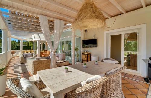 Bernia Villa | Villa del Ama