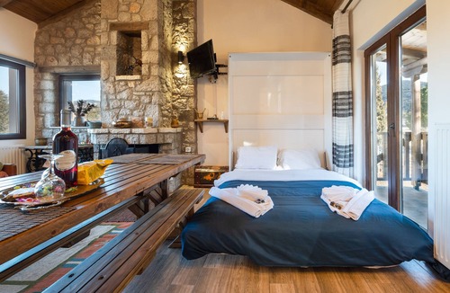Arachova Apartment | Villa Dianne Apt 2 Livadi Arachovas