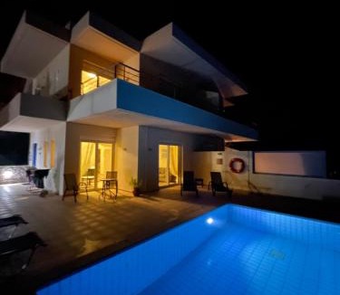 Vathi House | Villa Hibiscus, piscine privée avec une vue splendide