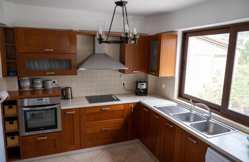 Plaka Villa | Villa in Elounda with Private Pool & BBQ