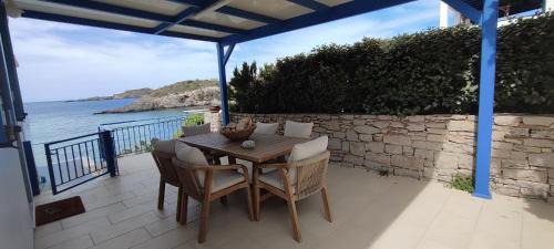 Kithira Villa | Villa Kapsali
