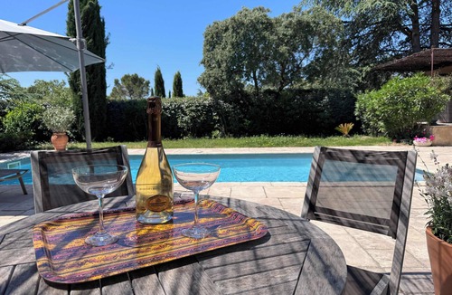 Cabrieres-d'Avignon House | Villa La Chaleureuse