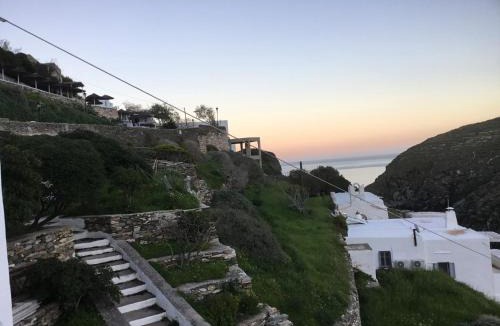 Kastro House | VILLA LEMONIA