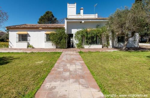 Espartinas Villa | Villa Loreto